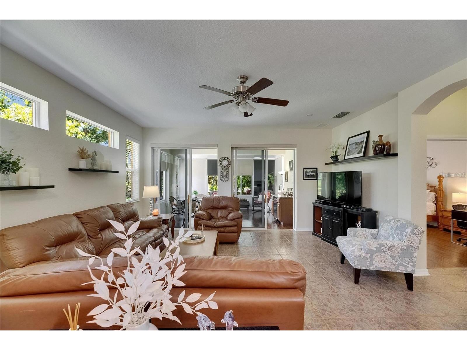2068 Sifield Greens Way Sun City Center FL 33573 TB8499253 image5