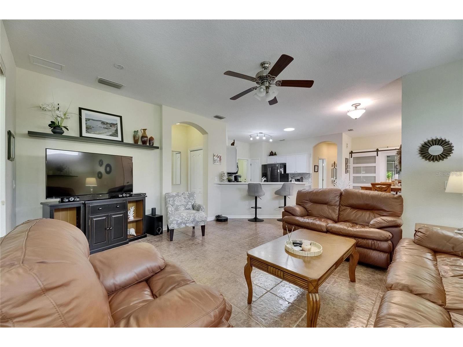 2068 Sifield Greens Way Sun City Center FL 33573 TB8499253 image9