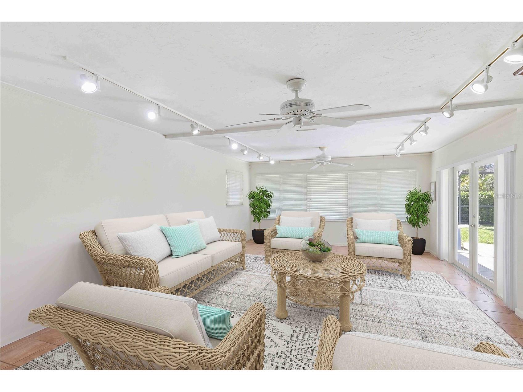 2068 Sunnyside Lane Sarasota FL 34239 N6143339 image10