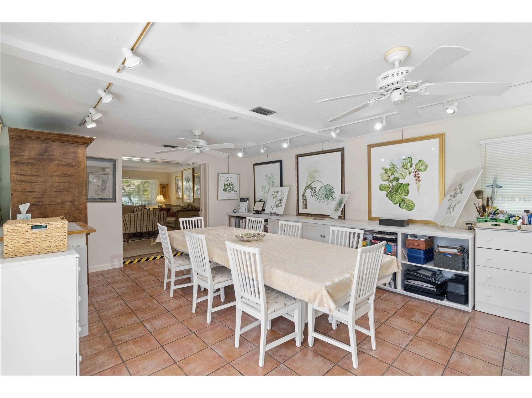 2068 Sunnyside Lane Sarasota FL 34239 N6143339 image12