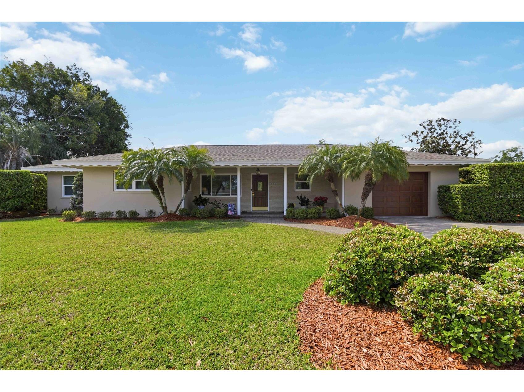 2068 Sunnyside Lane Sarasota FL 34239 N6143339 image2