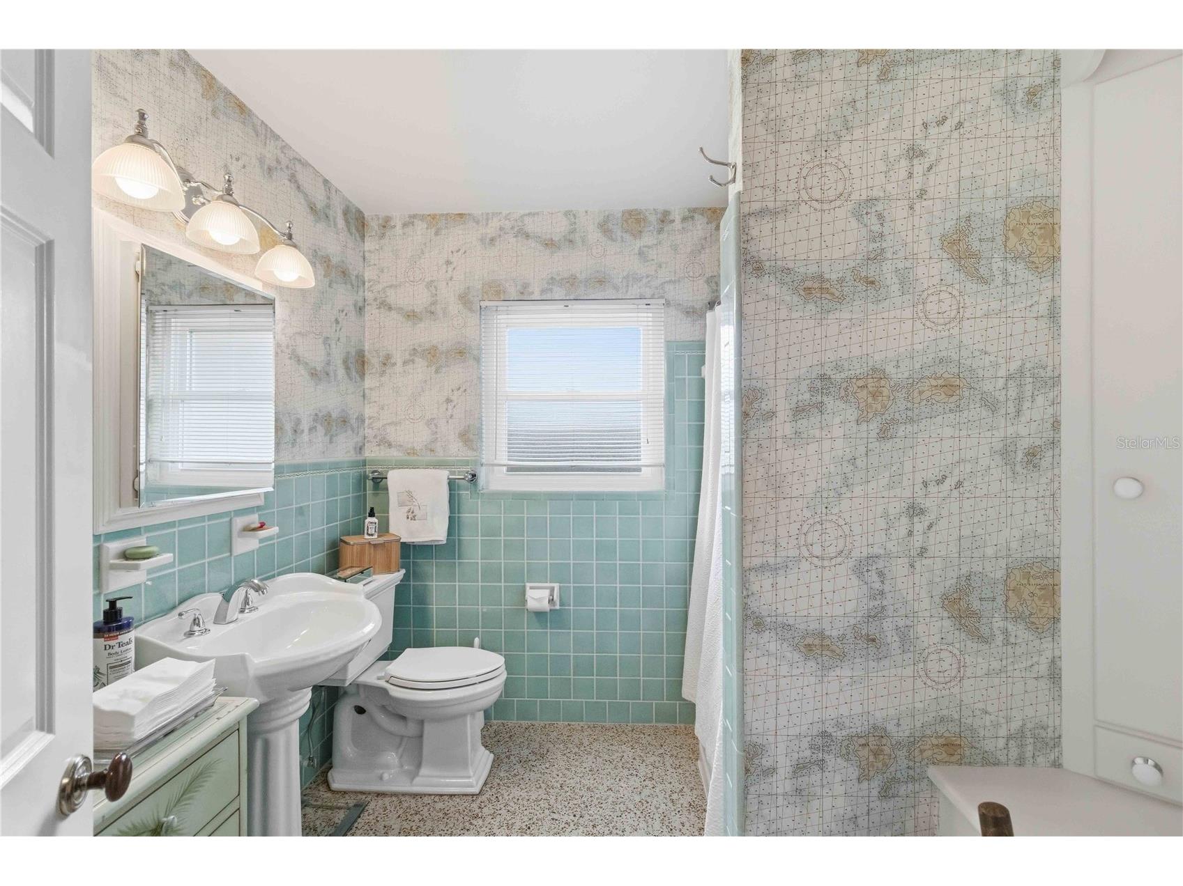 2068 Sunnyside Lane Sarasota FL 34239 N6143339 image20