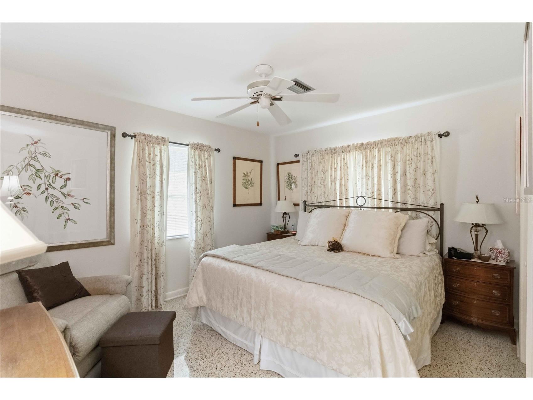 2068 Sunnyside Lane Sarasota FL 34239 N6143339 image30