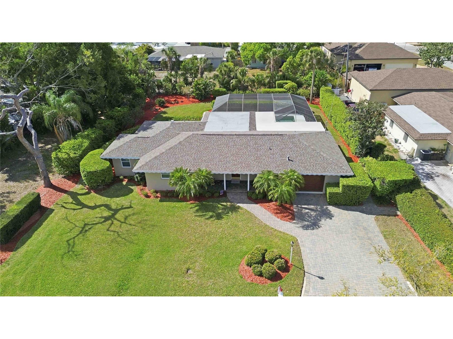 2068 Sunnyside Lane Sarasota FL 34239 N6143339 image51