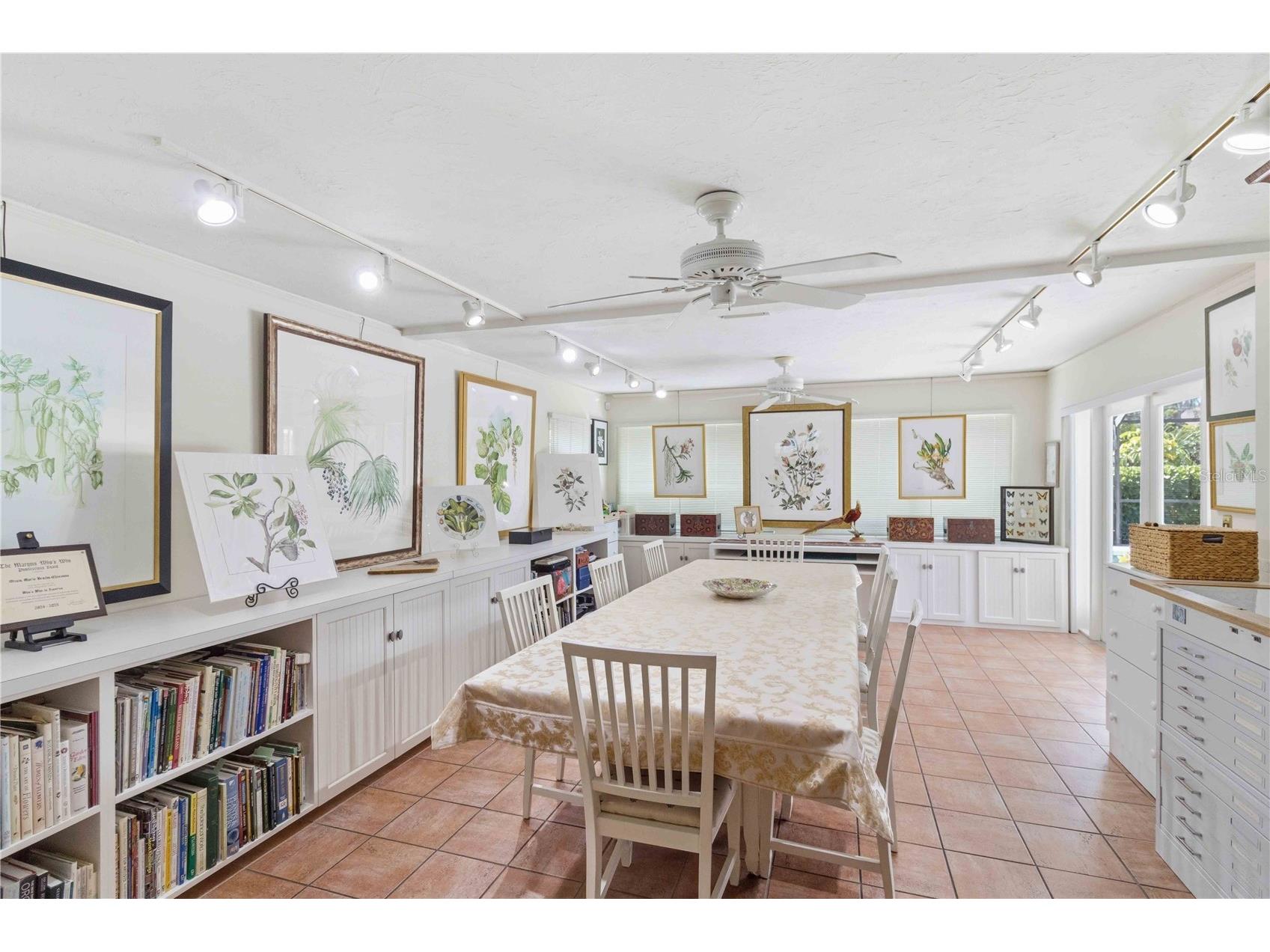 2068 Sunnyside Lane Sarasota FL 34239 N6143339 image8