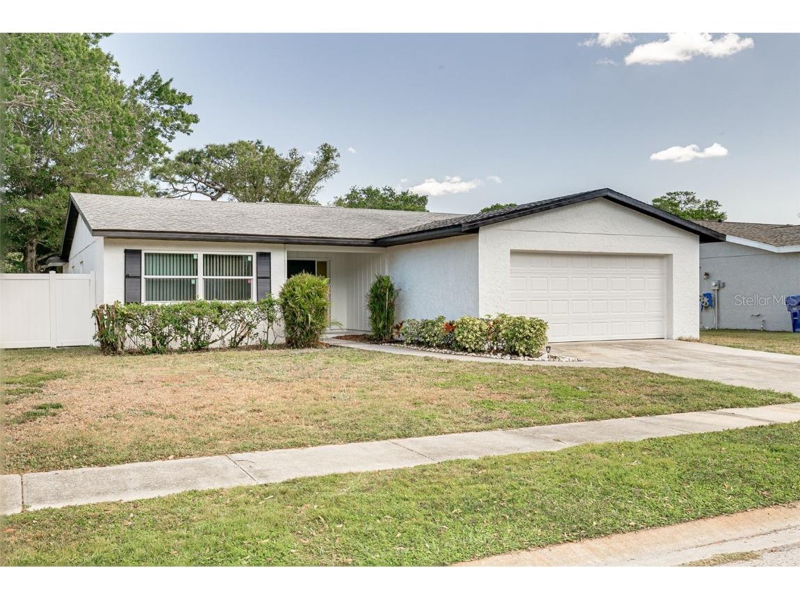 2069 59th Way N Clearwater FL 33760 U8194829 image1