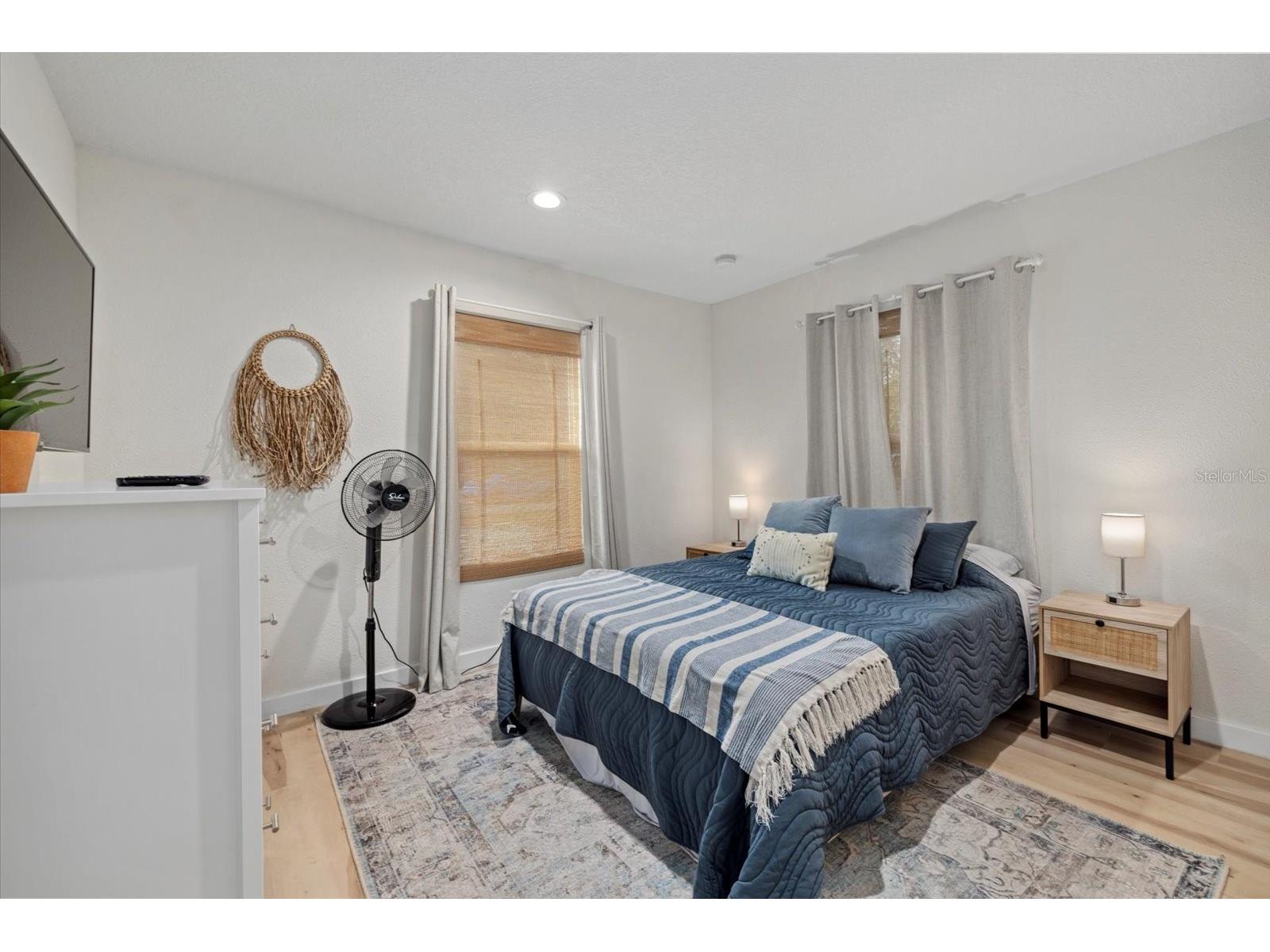 2069 Bougainvillea Street Sarasota FL 34239 A4681866 image16