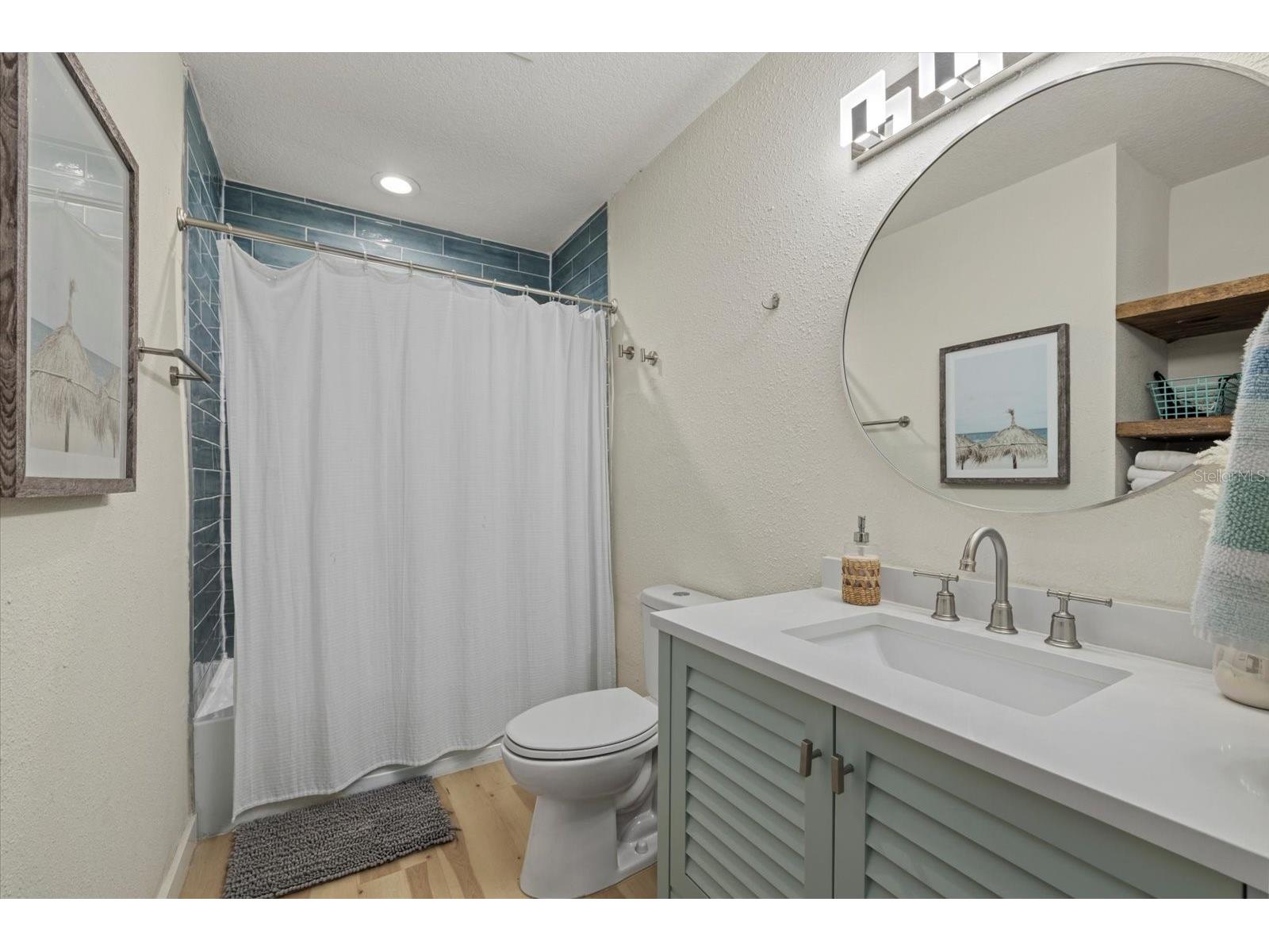 2069 Bougainvillea Street Sarasota FL 34239 A4681866 image17