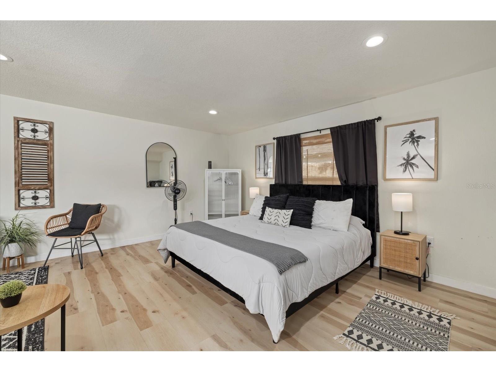 2069 Bougainvillea Street Sarasota FL 34239 A4681866 image22