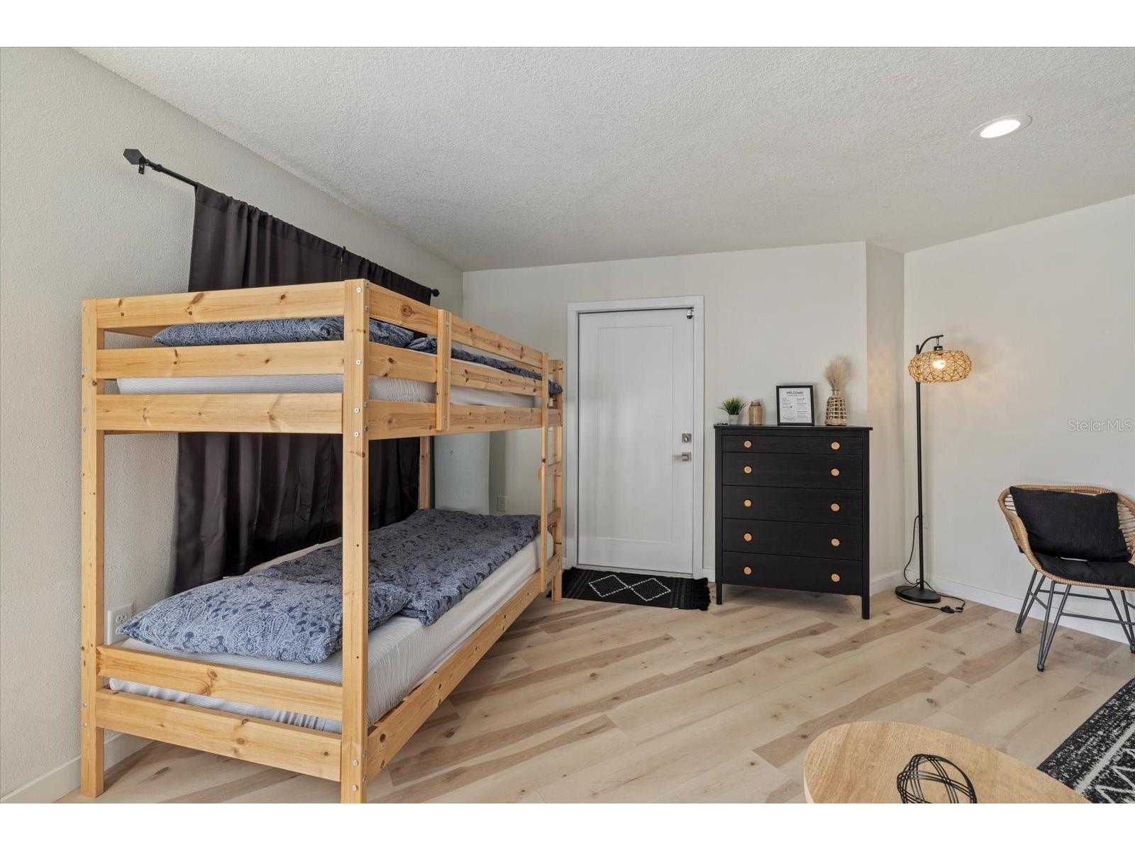 2069 Bougainvillea Street Sarasota FL 34239 A4681866 image23