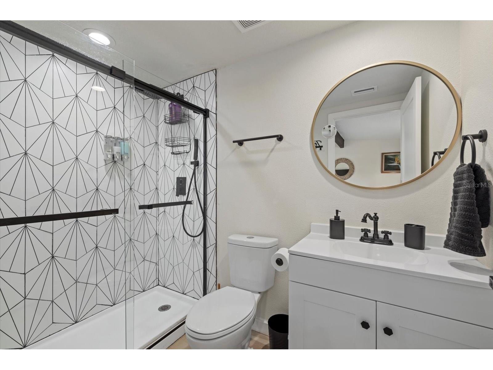 2069 Bougainvillea Street Sarasota FL 34239 A4681866 image29