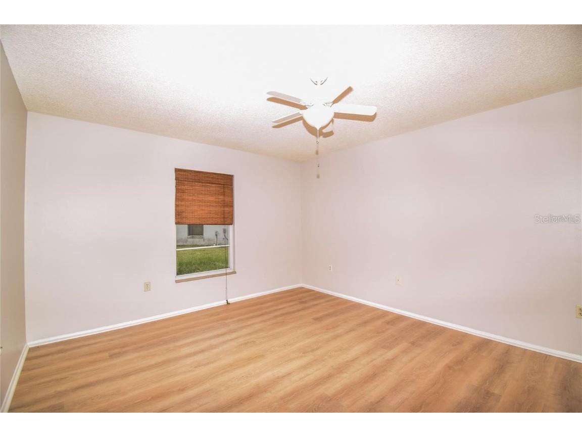 2069 Country Meadows Lane Sarasota FL 34235 A4661658 image12