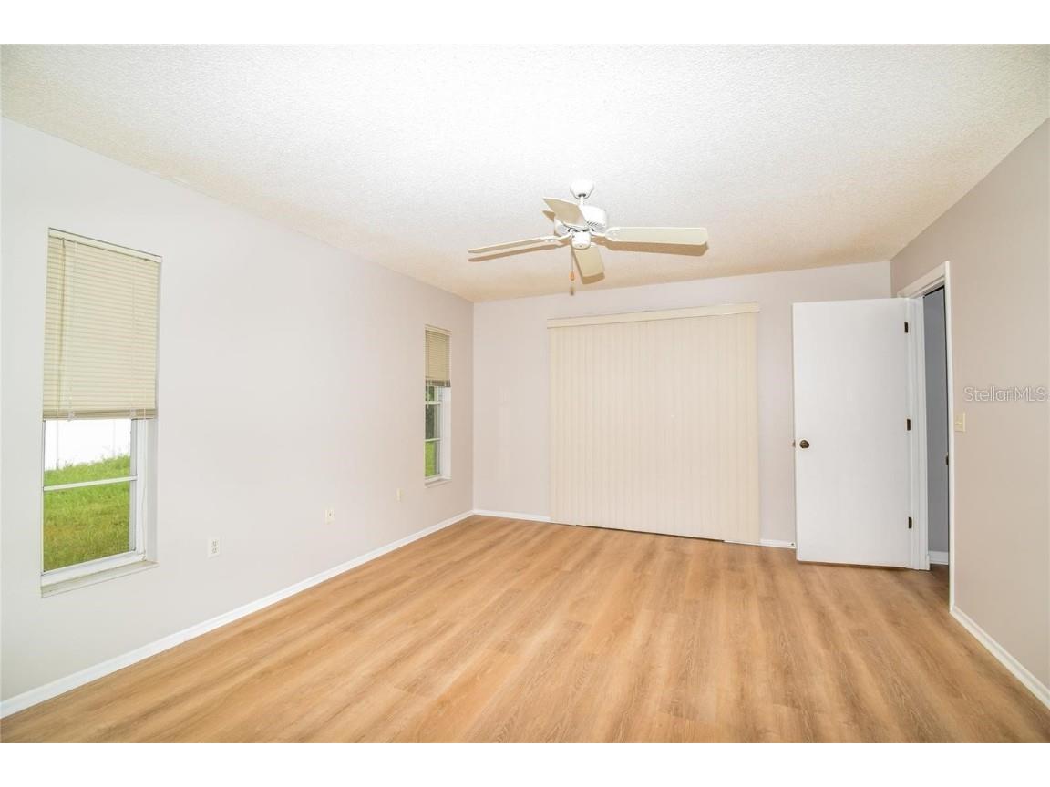 2069 Country Meadows Lane Sarasota FL 34235 A4661658 image13