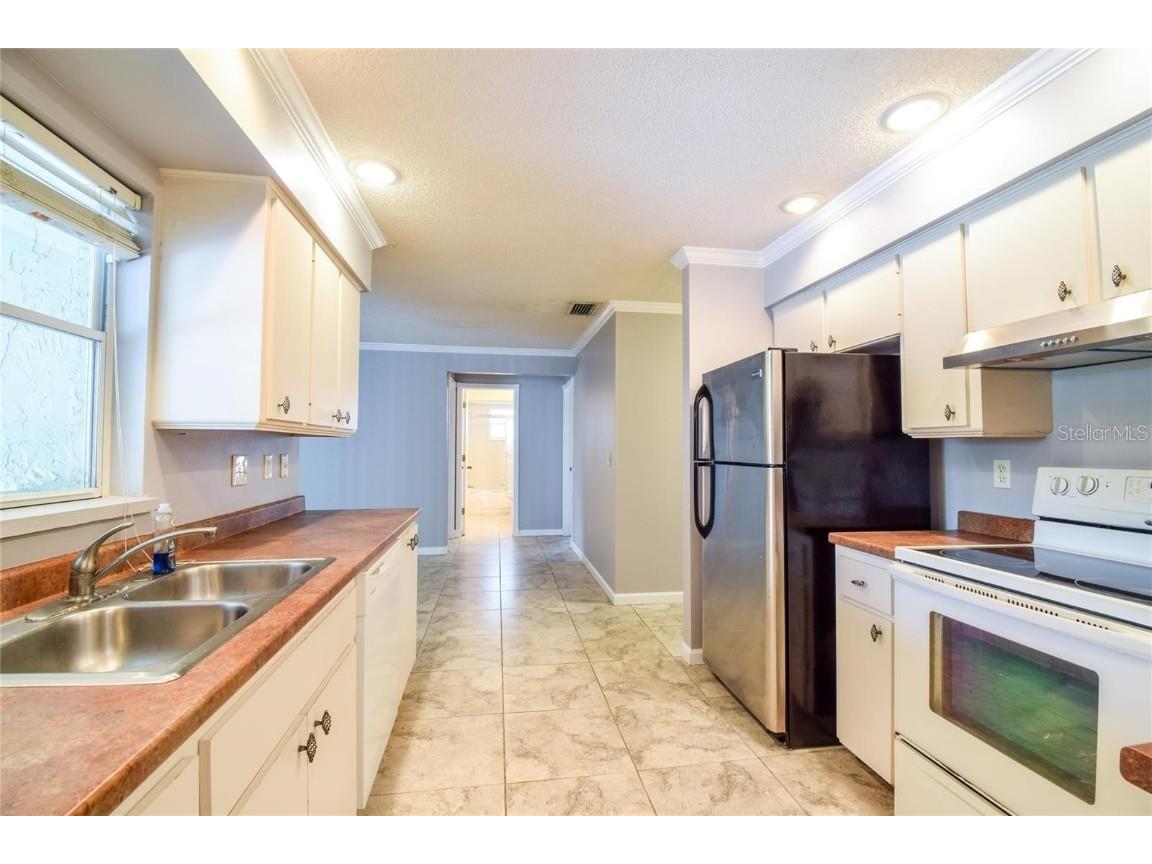 2069 Country Meadows Lane Sarasota FL 34235 A4661658 image7