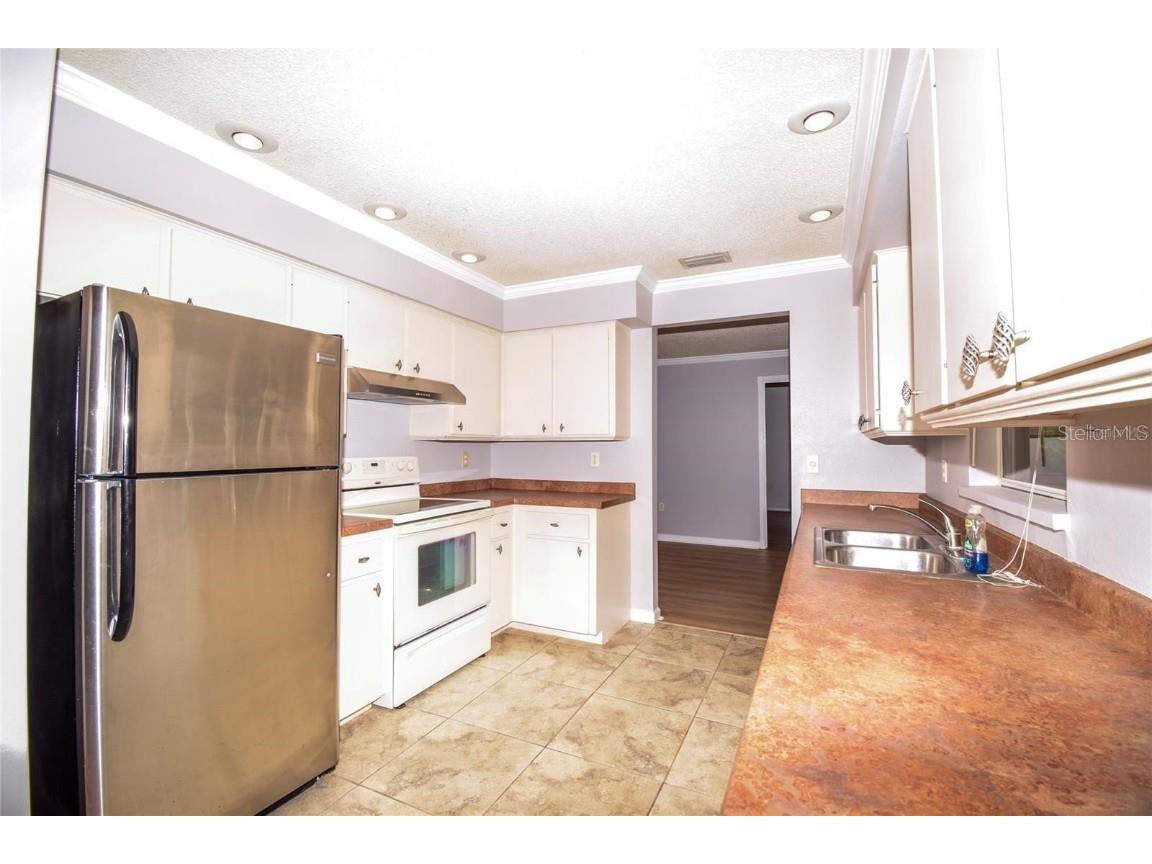 2069 Country Meadows Lane Sarasota FL 34235 A4661658 image8