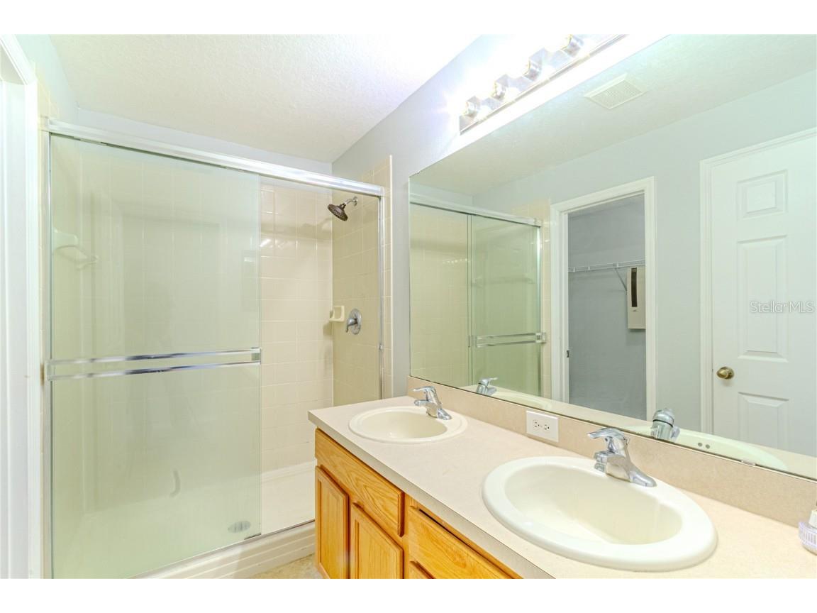 2069 Cypress Bay Boulevard Kissimmee FL 34743 O6356798 image14