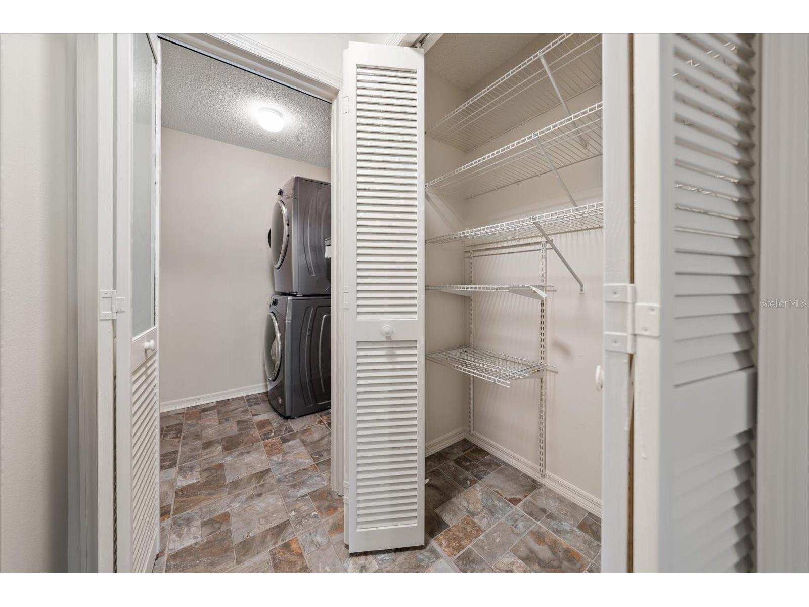 2069 Lakeview Drive Clearwater FL 33763 TB8520084 image17