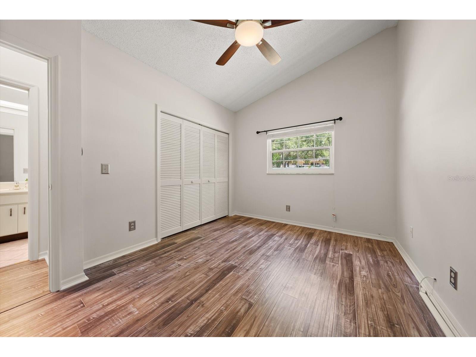 2069 Lakeview Drive Clearwater FL 33763 TB8520084 image24