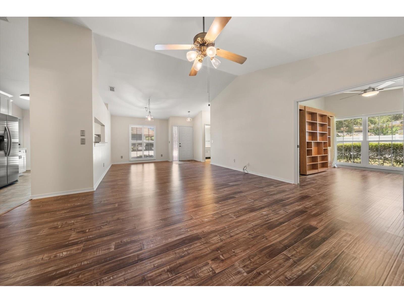 2069 Lakeview Drive Clearwater FL 33763 TB8520084 image9