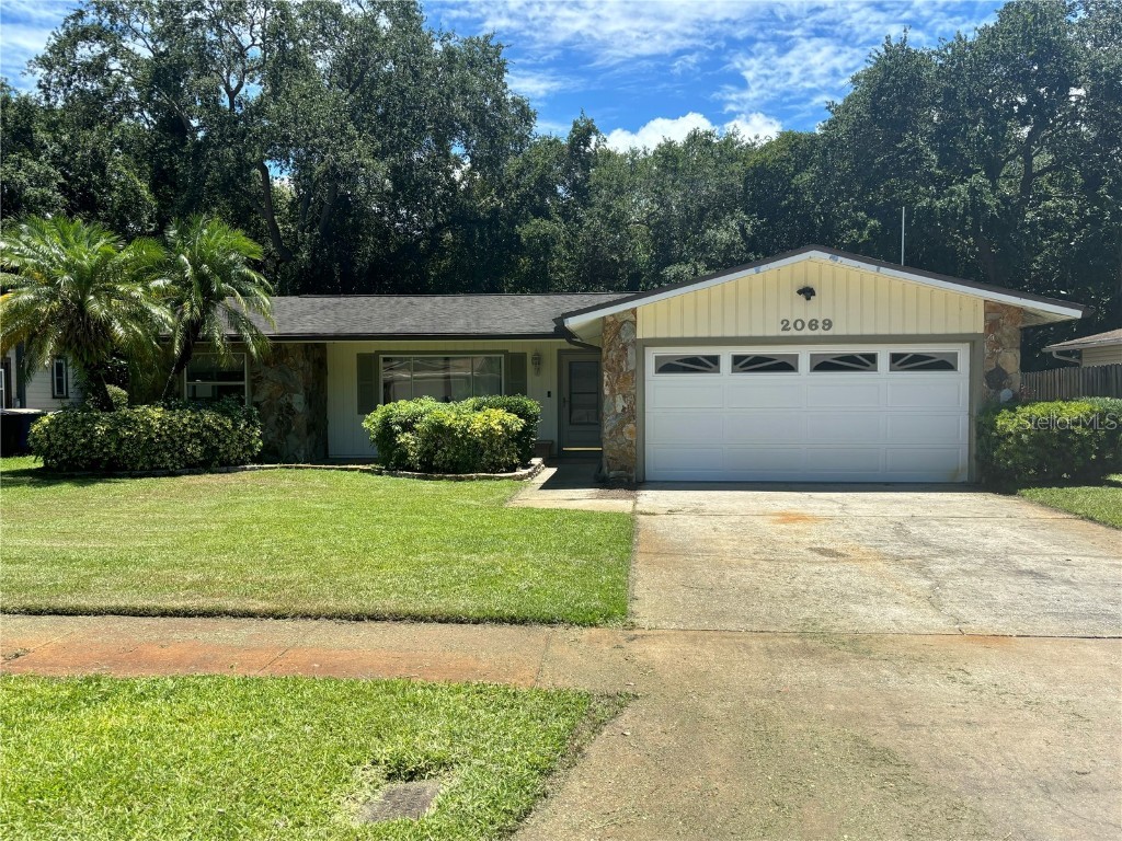 2069 Red Cedar Lane E Clearwater FL 33763 W7865710 image1