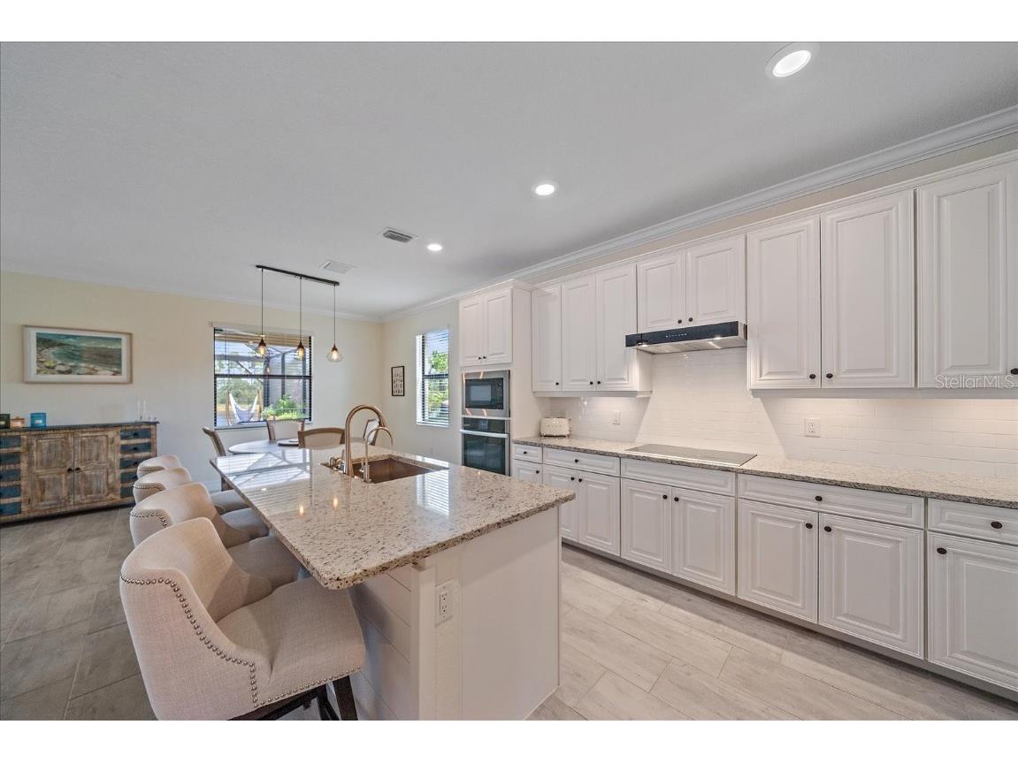 20698 Valprato Court Venice FL 34293 A4664576 image12
