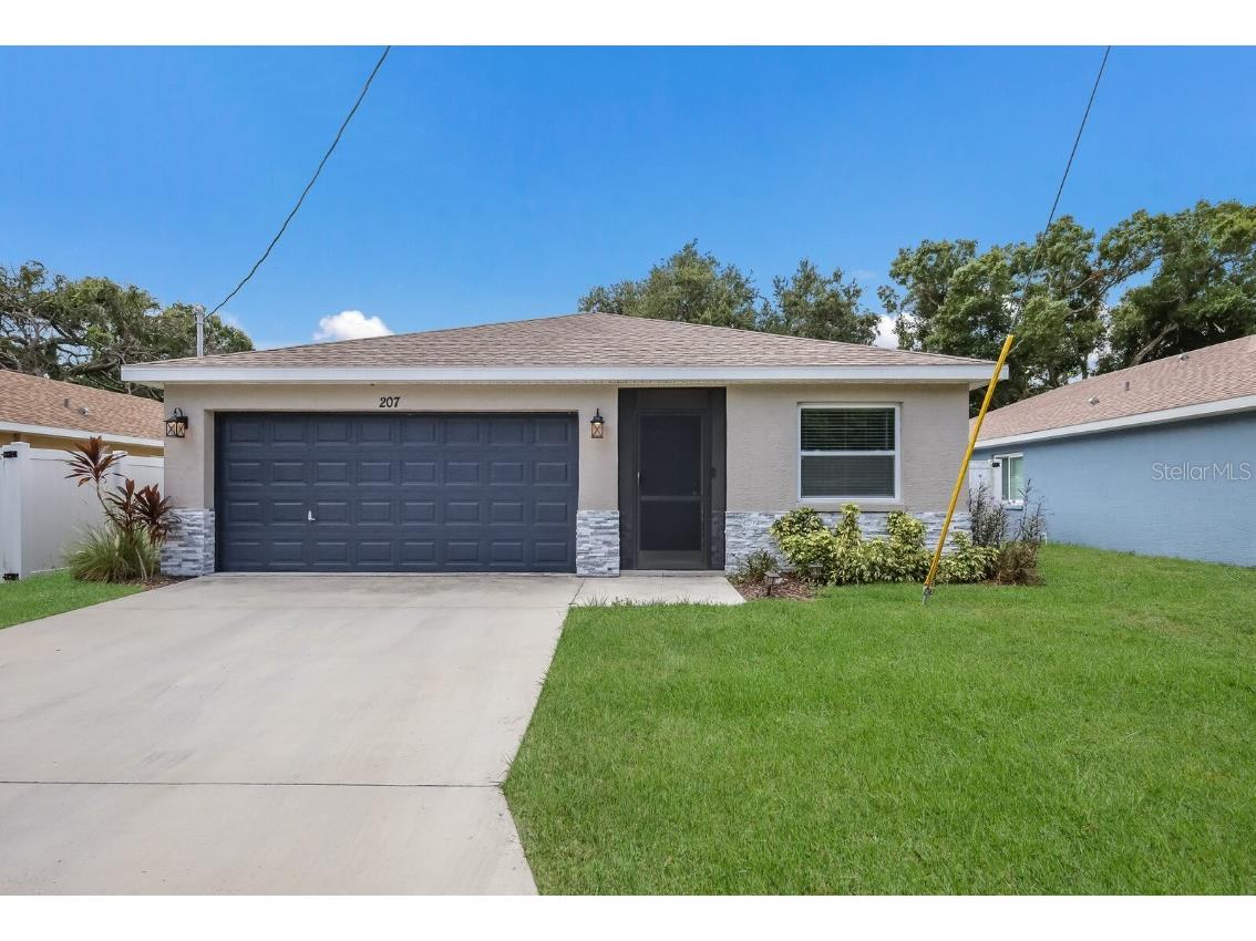 207 11th Street Drive W Palmetto FL 34221 A4579966 image1