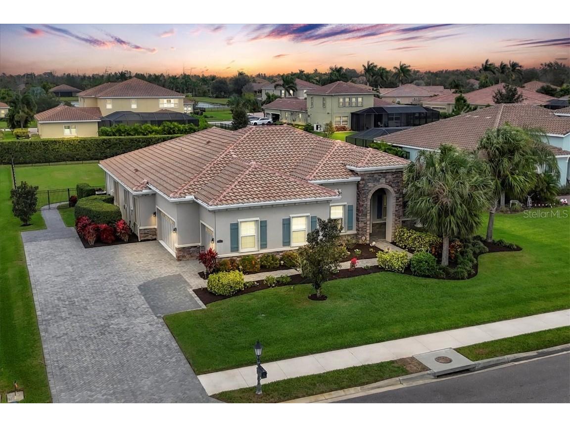 207 167th Boulevard E Bradenton FL 34212 A4592934 image1