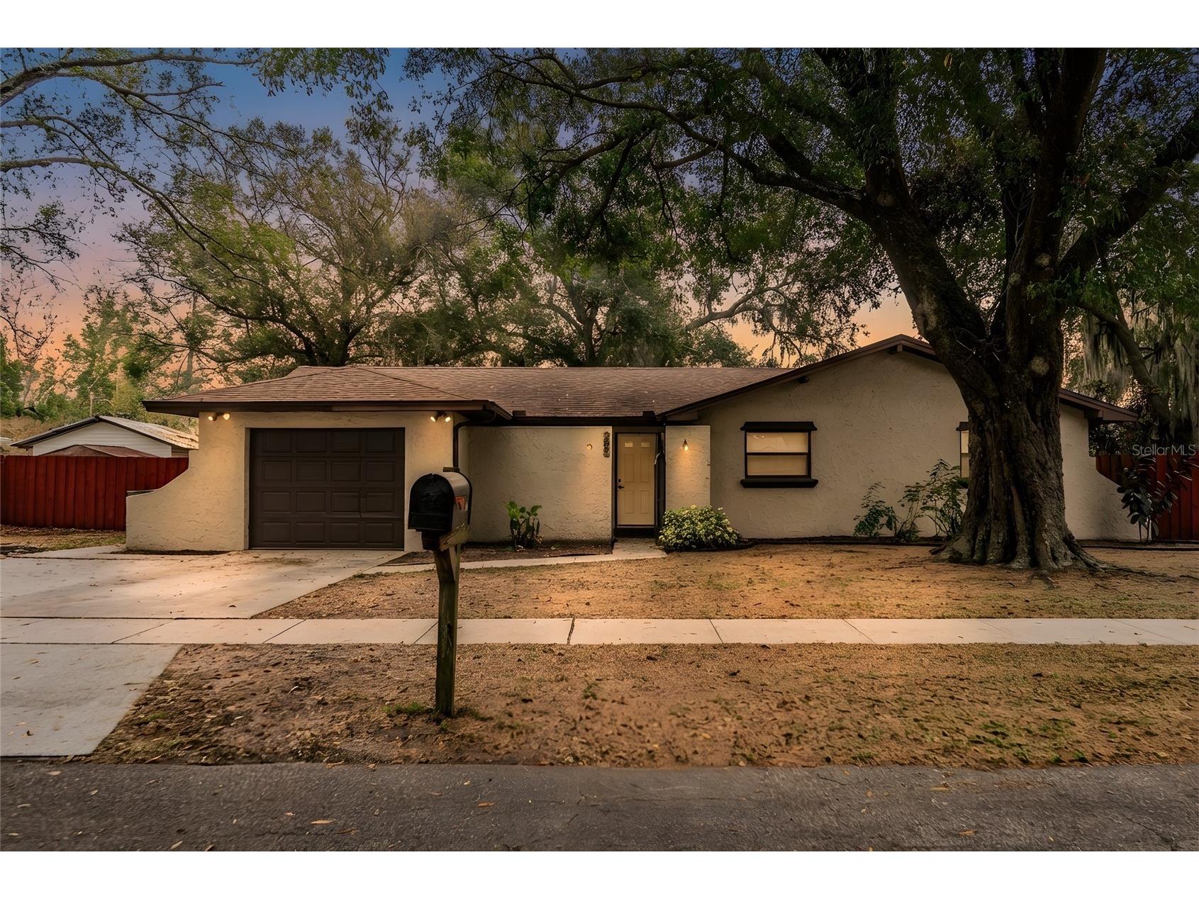 207 24th Court SW Winter Haven FL 33880 L4958315 image1