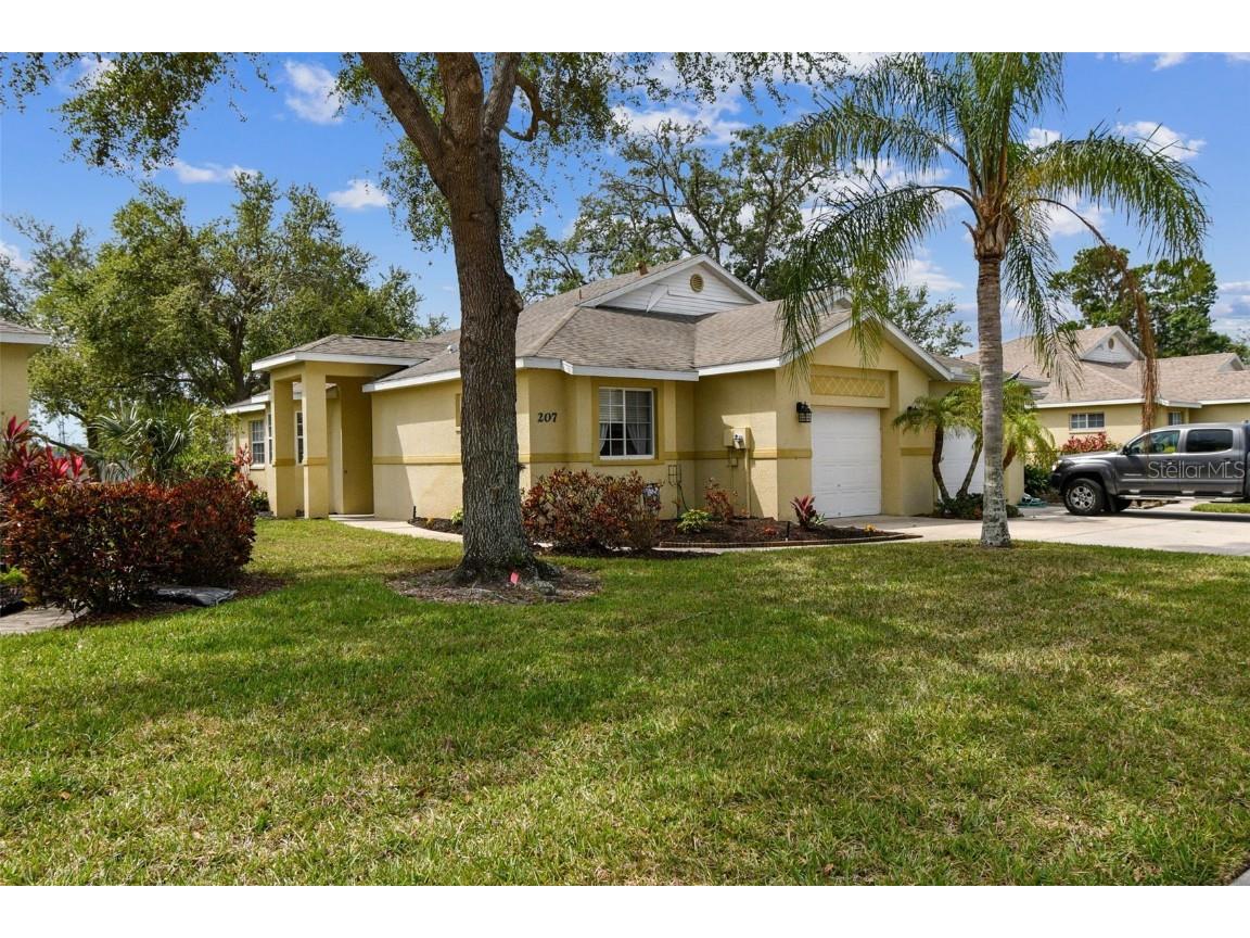 207 28th St W Palmetto FL 34221 A4565165 image1
