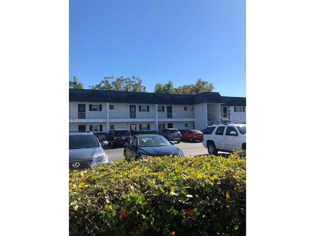 207 47th Avenue Drive W #161 Bradenton FL 34207 A4556912 image1