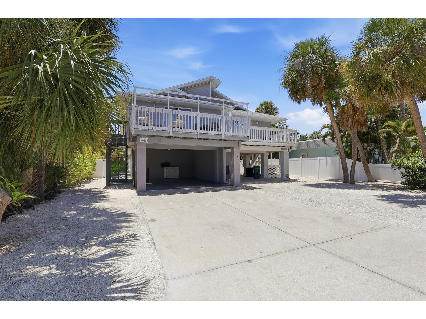207 71st Street #E Holmes Beach FL 34217 A4696637 image1