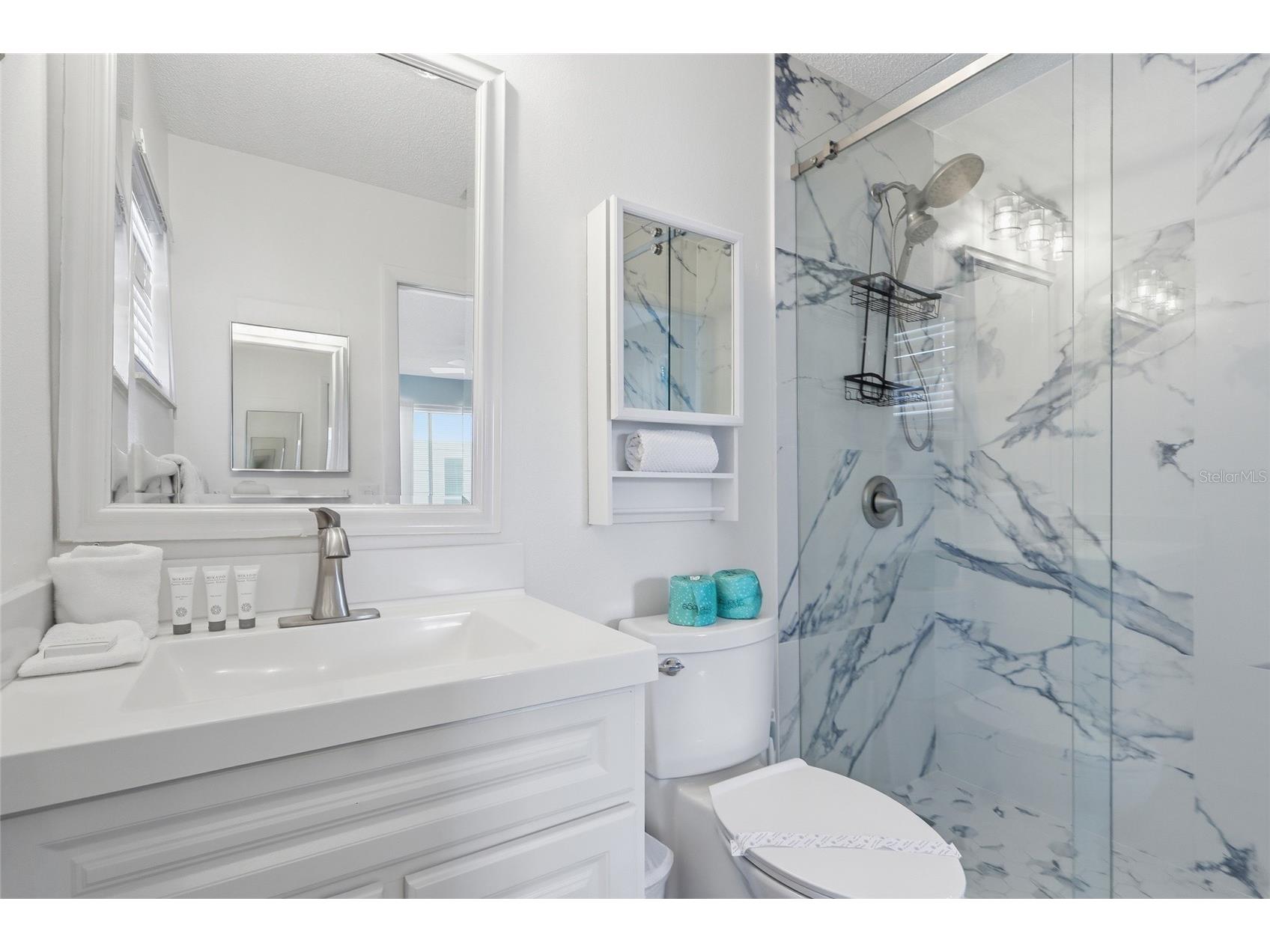207 71st Street #E Holmes Beach FL 34217 A4696637 image14