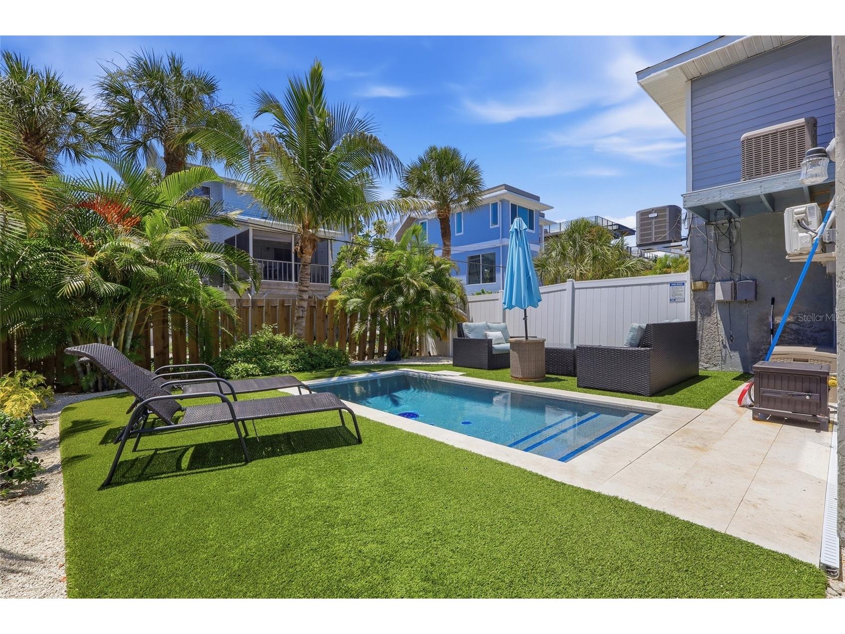 207 71st Street #E Holmes Beach FL 34217 A4696637 image15