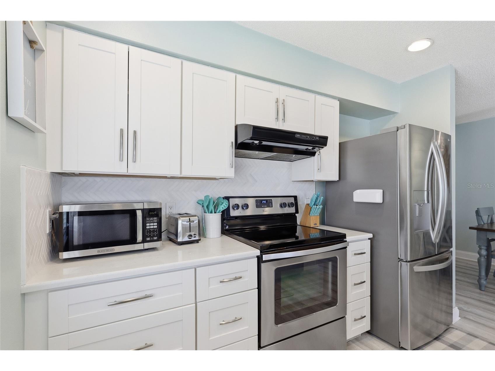 207 71st Street #E Holmes Beach FL 34217 A4696637 image19