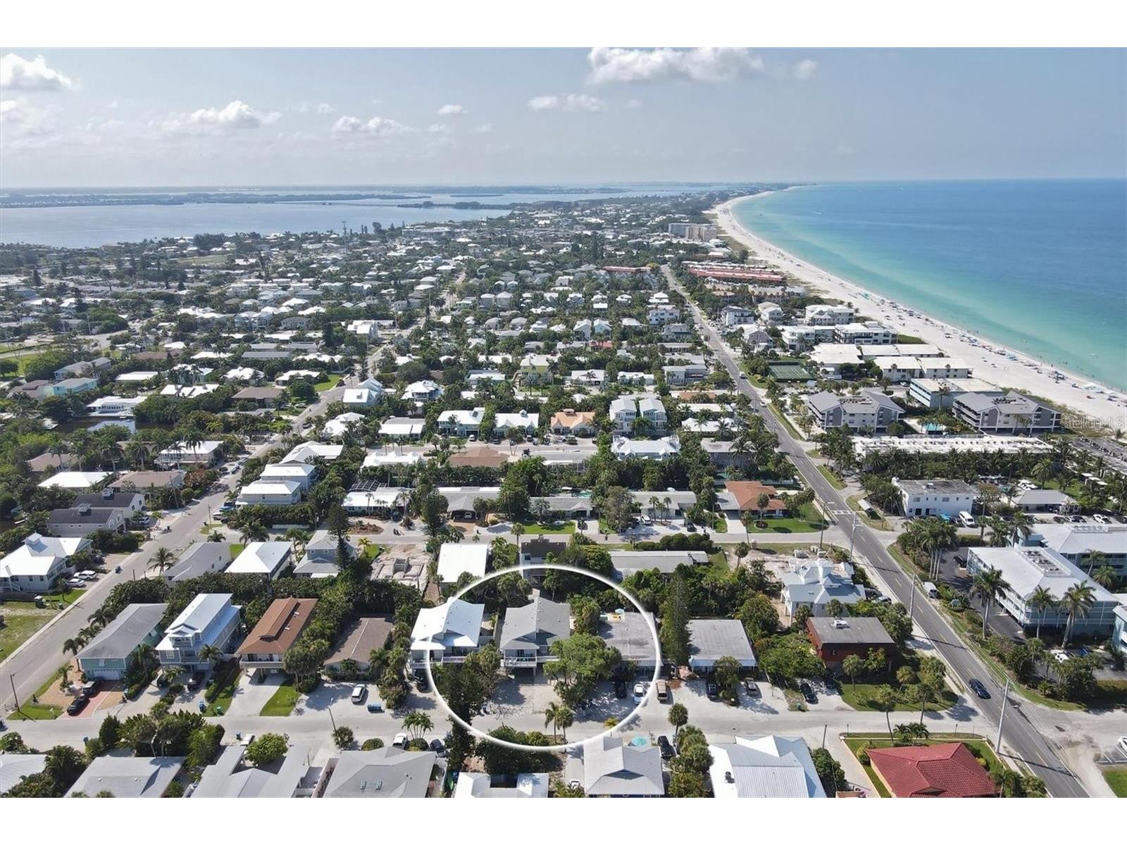 207 71st Street #E Holmes Beach FL 34217 A4696637 image4