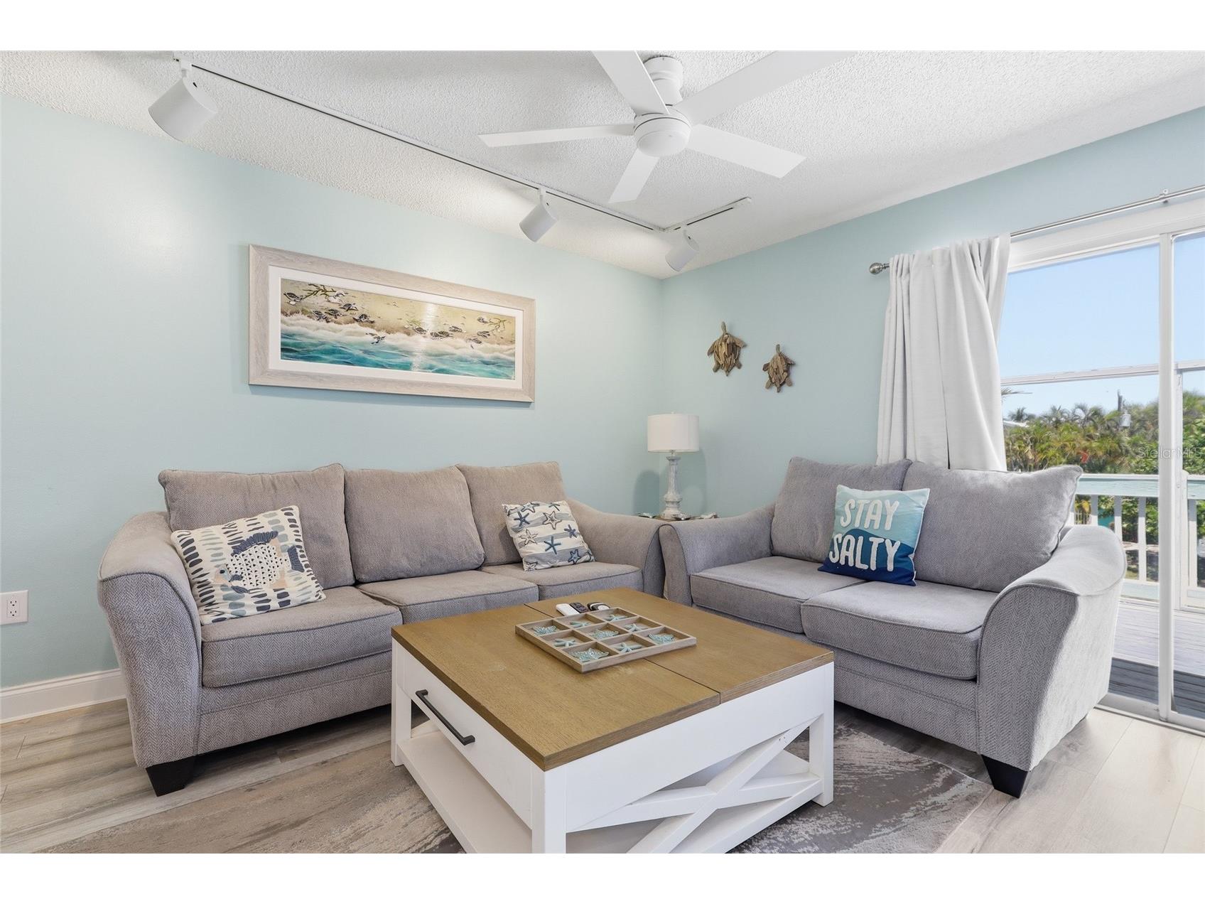 207 71st Street #E Holmes Beach FL 34217 A4696637 image5