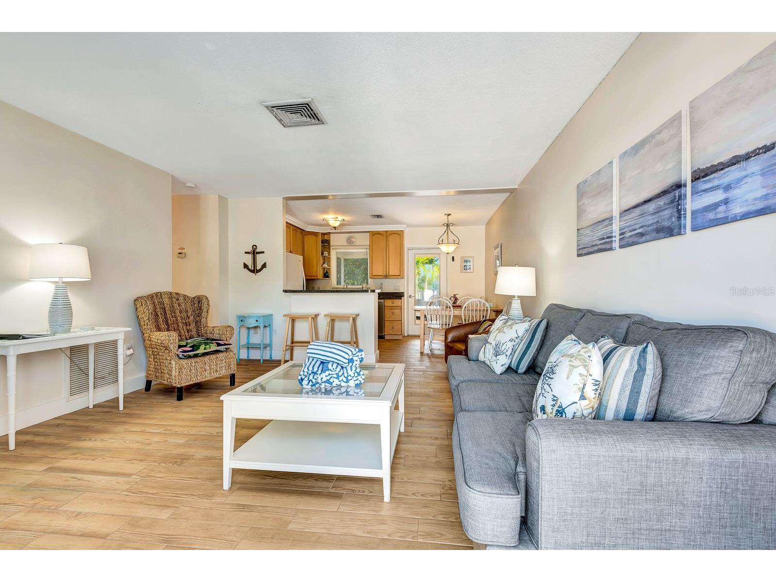 207 75th Street #B Bradenton Beach FL 34217 A4677069 image10