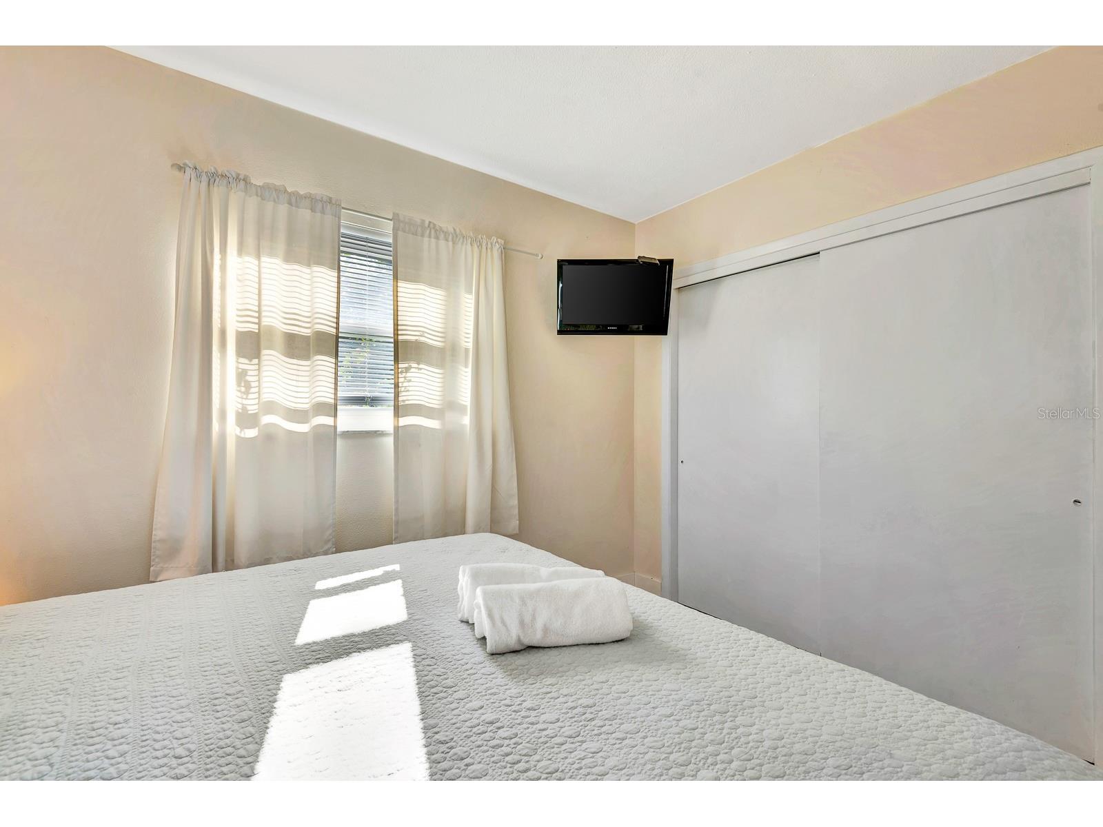 207 75th Street #B Bradenton Beach FL 34217 A4677069 image28