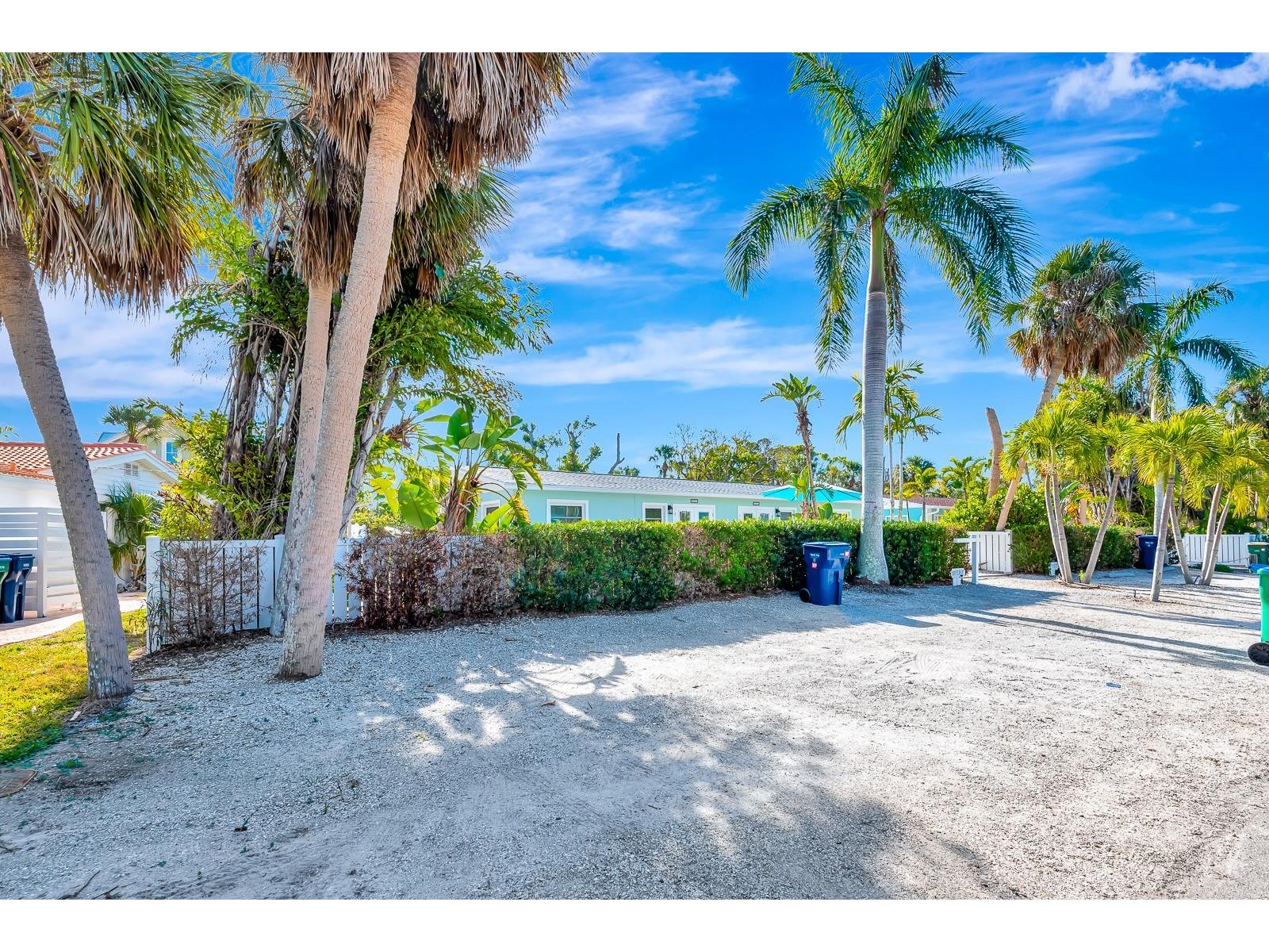 207 75th Street #B Bradenton Beach FL 34217 A4677069 image45