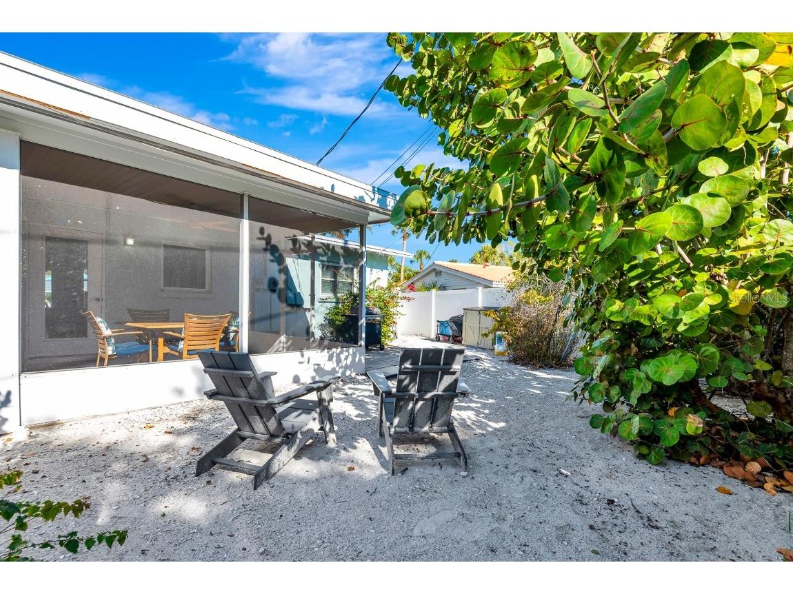 207 75th Street #E Bradenton Beach FL 34217 A4677069 image32