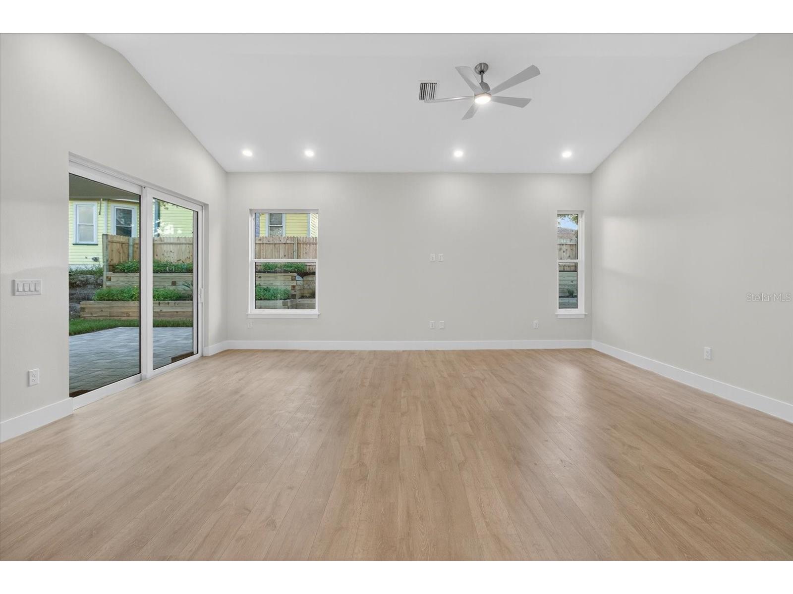 207 Athens Street Tarpon Springs FL 34689 TB8502273 image17