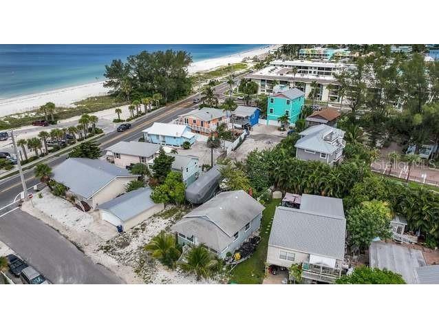 207 Church Avenue Bradenton Beach FL 34217 A4588167 image1