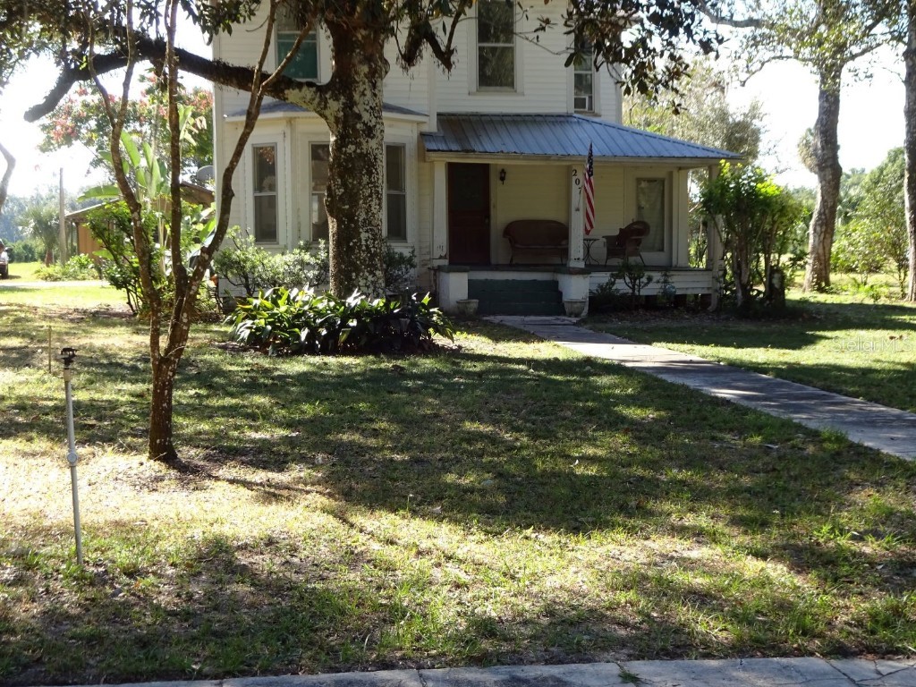 207 E 2nd Avenue Pierson FL 32180 V4933243 image1