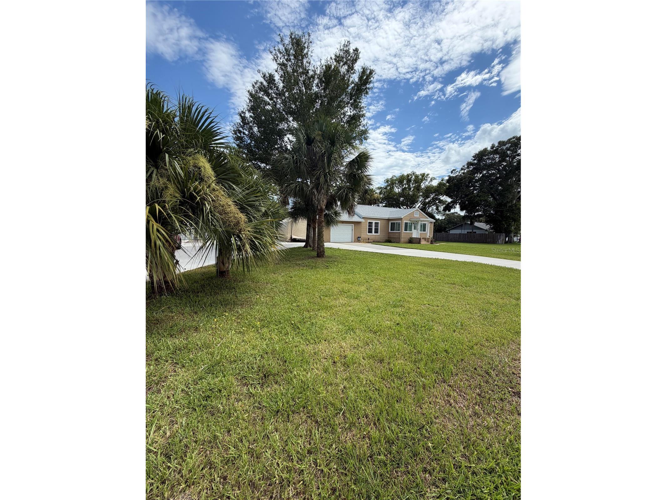 207 E Halifax Avenue Oak Hill FL 32759 S5153386 image3
