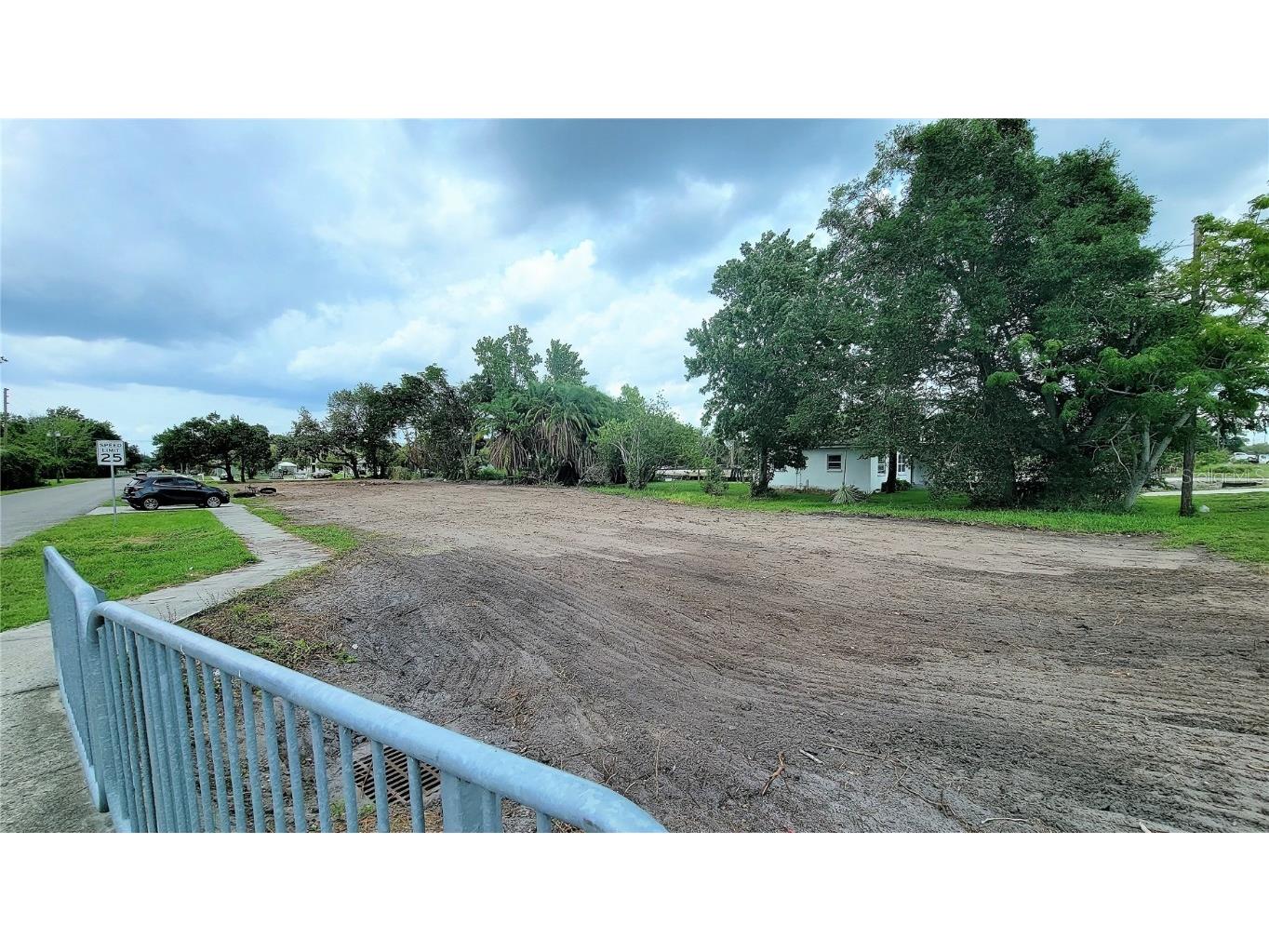 207 E Lancaster Road Orlando FL 32809 O6331356 image2