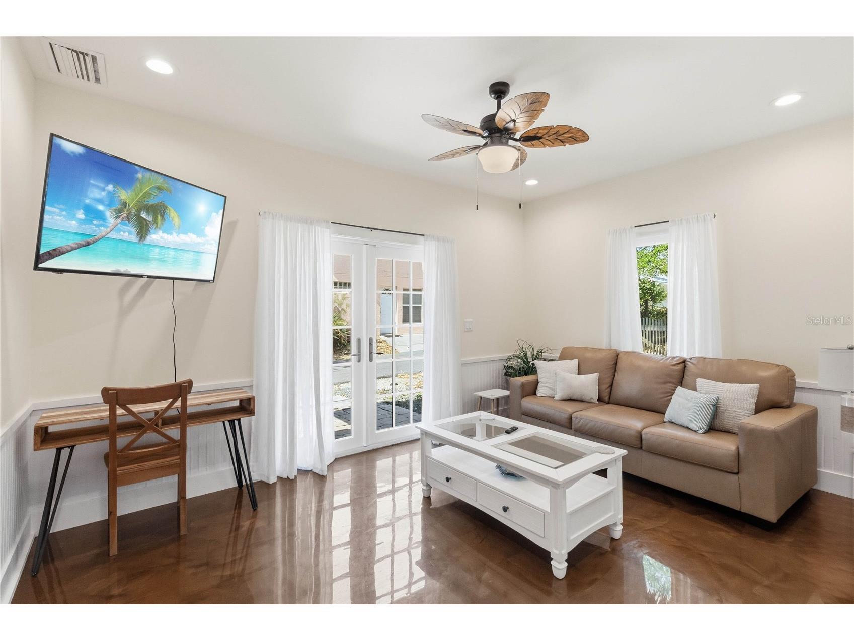 207 Esther Street New Smyrna Beach FL 32169 O6405440 image12