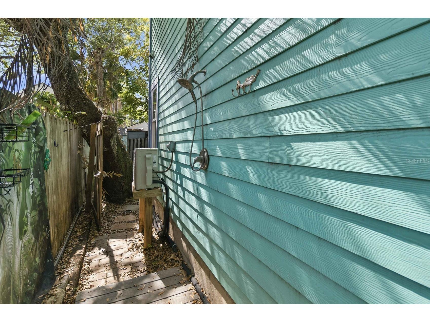 207 Esther Street New Smyrna Beach FL 32169 O6405440 image26