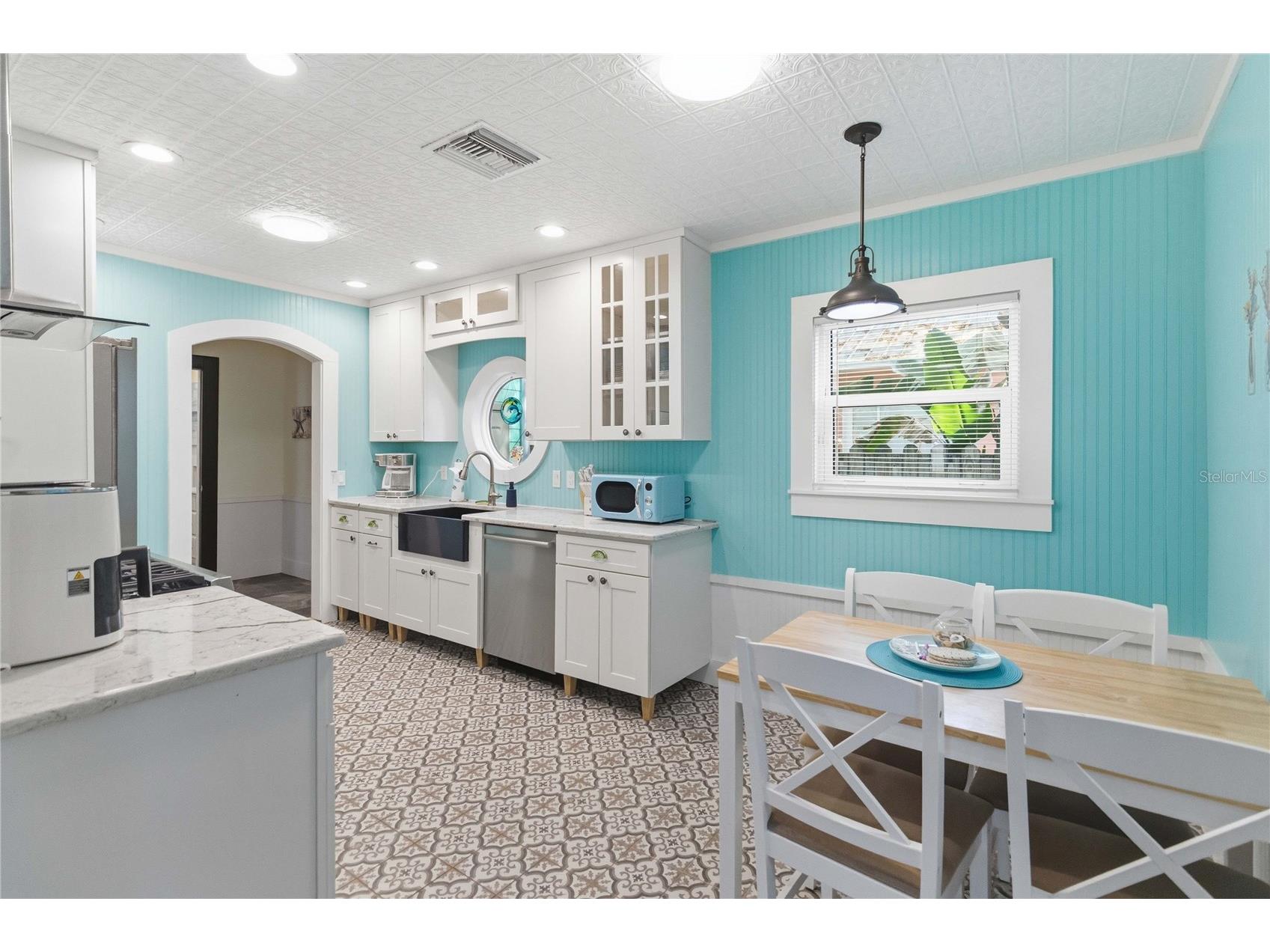 207 Esther Street New Smyrna Beach FL 32169 O6405440 image9