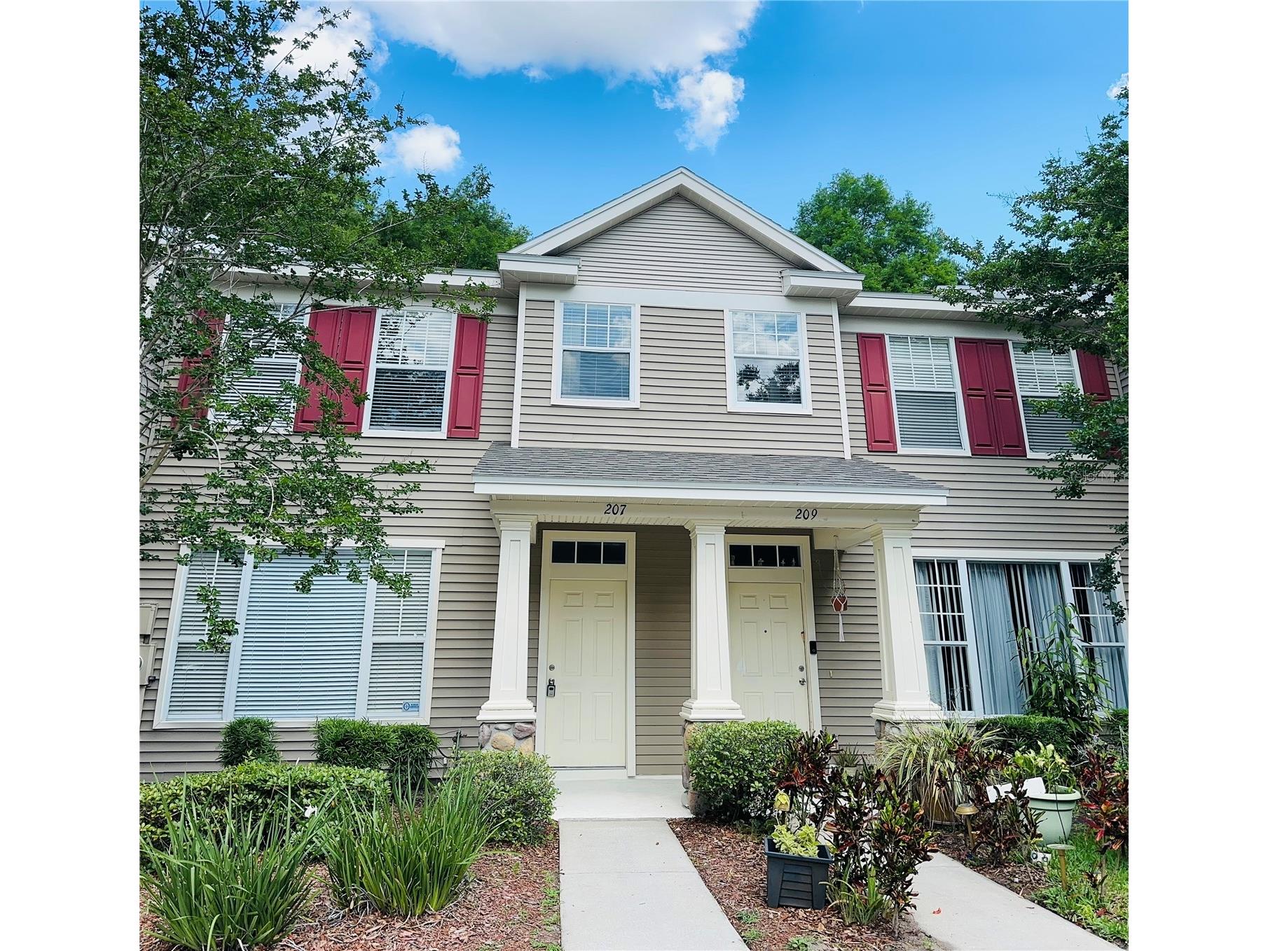 207 Golden Pond Court Valrico FL 33594 S5143906 image1