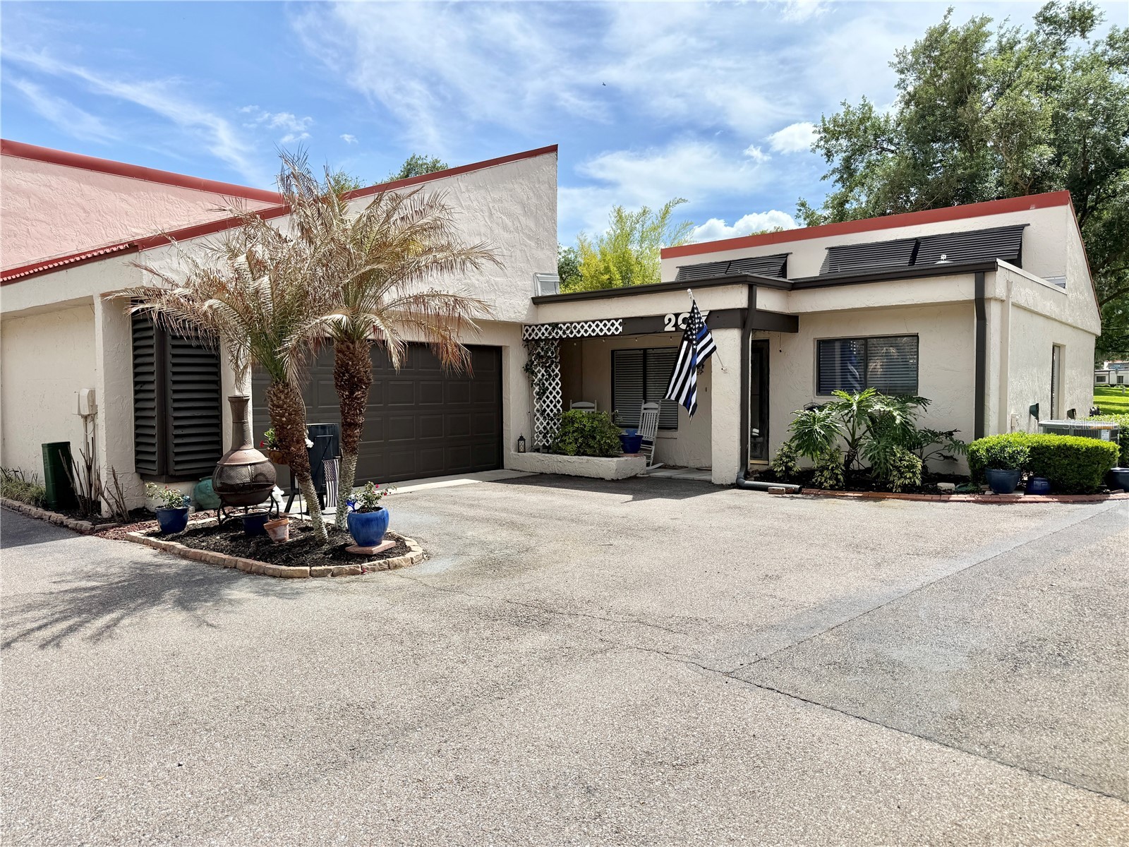 207 Granada Court N Plant City FL 33566 TB8497753 image1